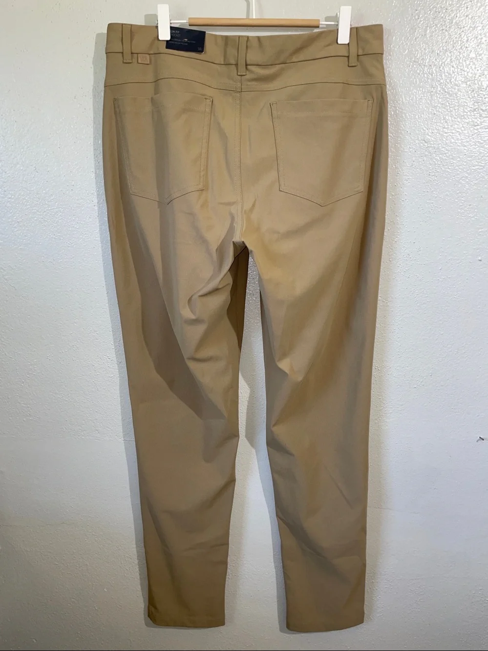 Athletic Performance Pants Stretch Tailored Golf Travel Khaki VRST NWT Commuter